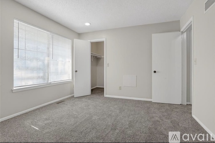 7806 N Oregon Ave 2 Beds Condo for Rent - Photo gallery 5
