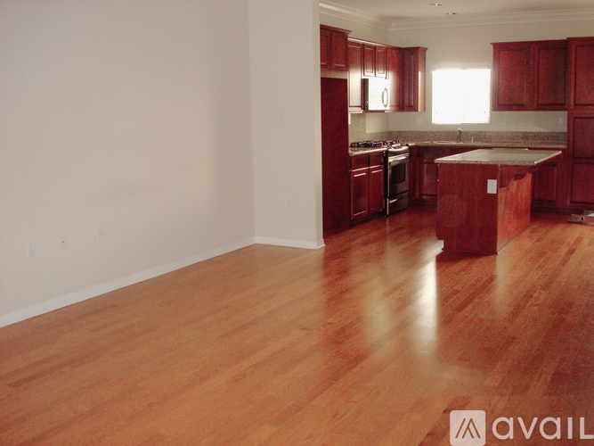 9301 Shirley Avenue 3 Beds Townhouse for Rent - Photo gallery 4