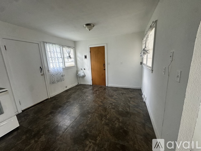 508 Lee St 2 Beds Single Family Home for Rent - Photo gallery 3