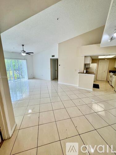 400 Crestwood Ct N 3 Beds Apartment for Rent - Photo gallery 5