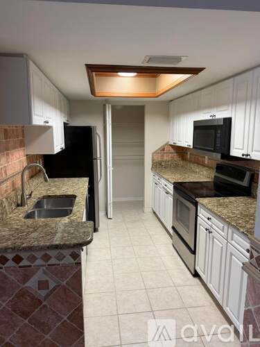 1500 Crestwood Ct S 3 Beds Apartment for Rent - Photo gallery 2