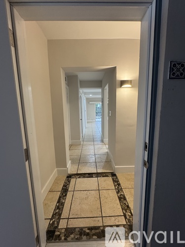 612 Northeast 20th Avenue 1 Apartment for Rent - Photo gallery 2
