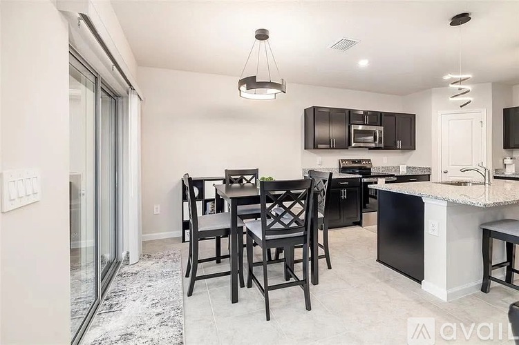 619 172nd Ct E 3 Beds Single Family Home for Rent - Photo gallery 4