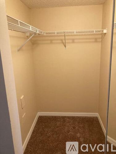 1700 Crestwood Ct S 2 Beds Condo for Rent - Photo gallery 3