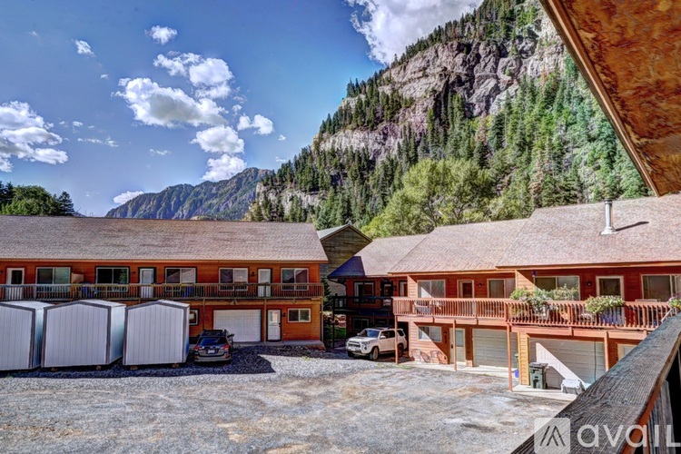 1308 Main Street 3 Beds Single Family Home for Rent - Photo gallery 3