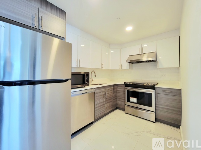 70-09 45th Ave 2 Beds Condo for Rent - Photo gallery 5