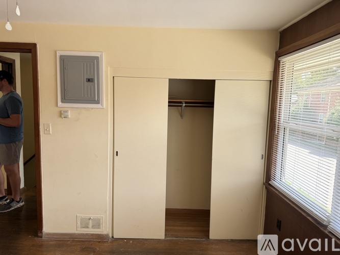 216 Breckenridge Ln 1 Apartment for Rent - Photo gallery 4