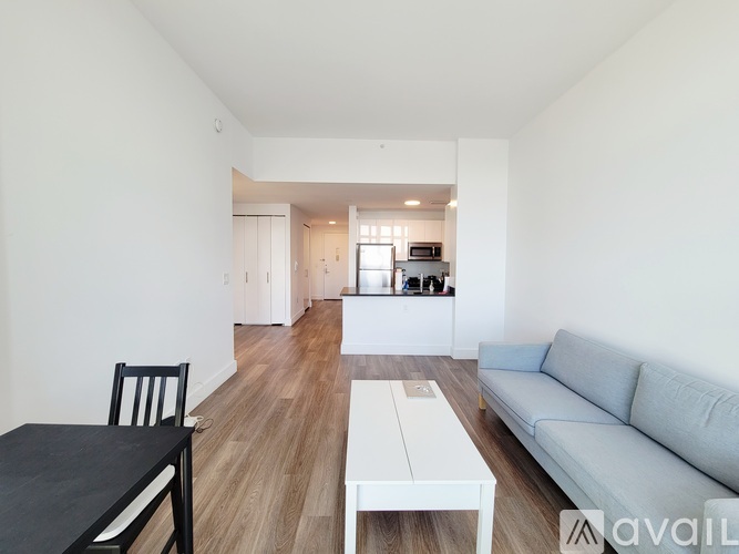 45-45 Center Blvd 1 Apartment for Rent - Photo gallery 3