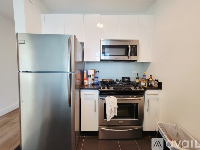 45-45 Center Blvd 1 Apartment for Rent - Photo gallery 5