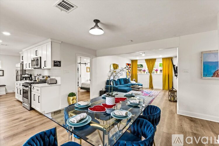 5751 Firenza Drive 4 Beds Single Family Home for Rent - Photo gallery 2