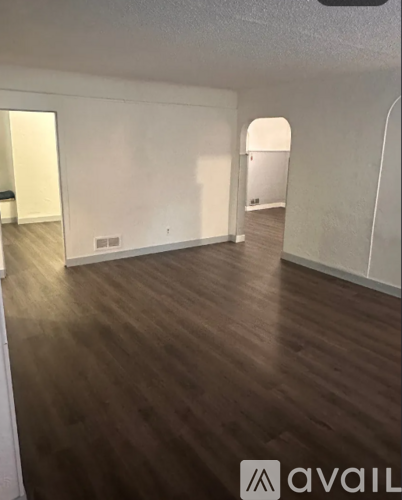 2210 10th Avenue 3 Beds Apartment for Rent - Photo gallery 2
