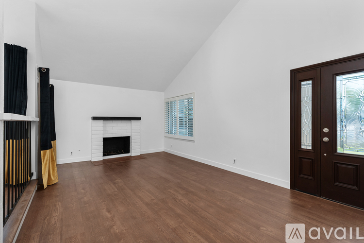 6595 Jaluit Street 5 Beds Single Family Home for Rent - Photo gallery 5