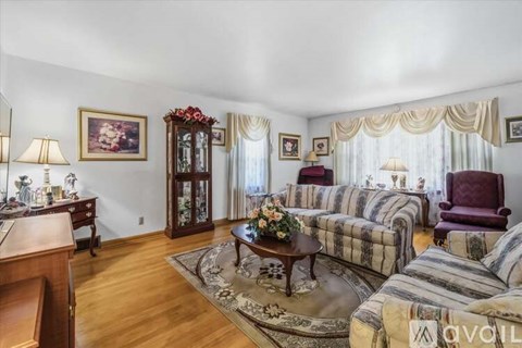 4431 N 62Nd St 3 Beds Apartment for Rent