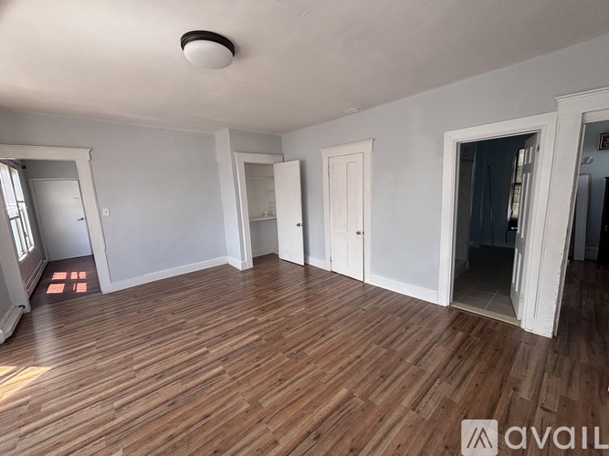 99-101 Haledon Ave 2 Beds Apartment for Rent - Photo gallery 2