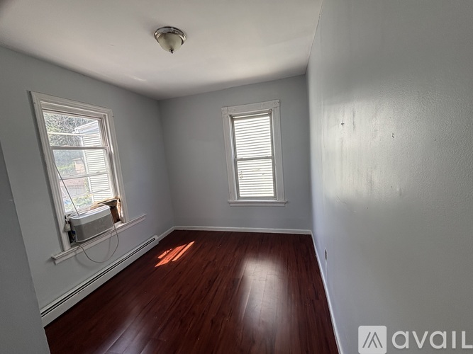 99-101 Haledon Ave 2 Beds Apartment for Rent - Photo gallery 5