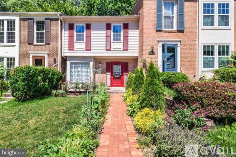 19812 Bazzellton Place 3 Beds Townhouse for Rent - Photo gallery 1