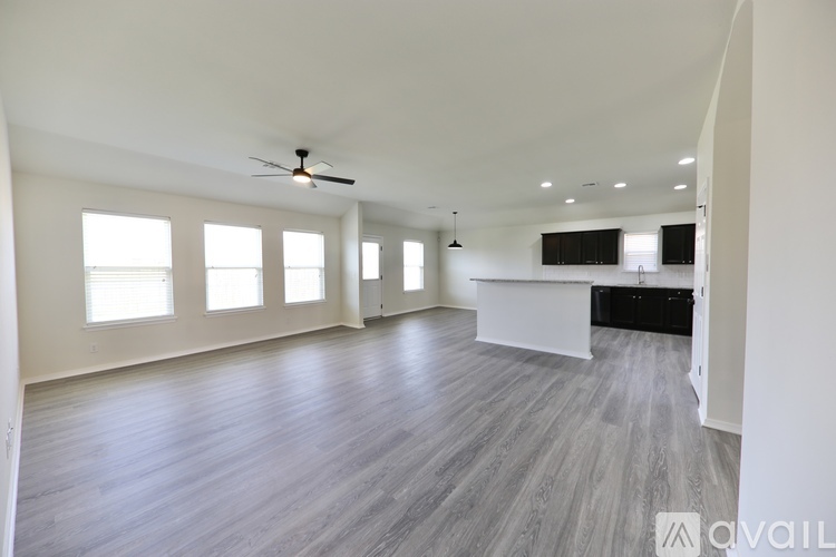 5960 East 148th Street South 4 Beds Single Family Home for Rent - Photo gallery 3