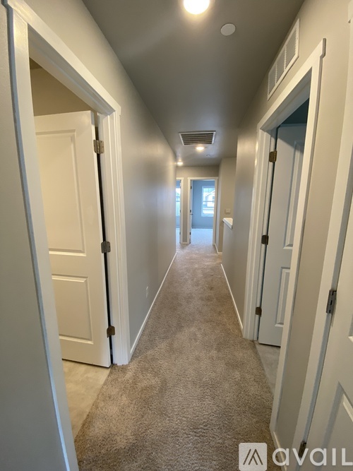 18772 Lipoma Pl E 4 Beds Single Family Home for Rent - Photo gallery 2