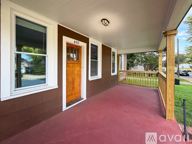 400 North 3rd Avenue 3 Beds Single Family Home for Rent - Photo gallery 4