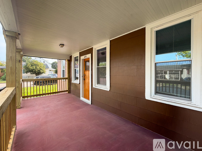 400 North 3rd Avenue 3 Beds Single Family Home for Rent - Photo gallery 5