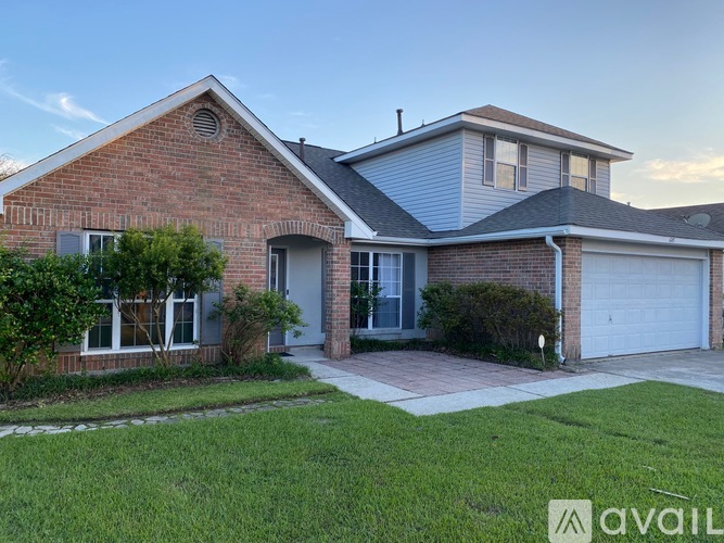6145 Clearwater Drive 4 Beds Single Family Home for Rent - Photo gallery 1