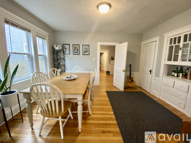 24 St Peter St 1 Apartment for Rent - Photo gallery 4