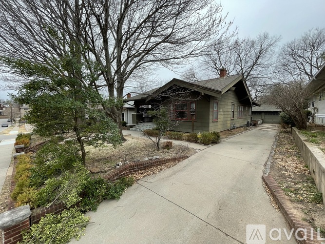 1335 East 18th Street 2 Beds Single Family Home for Rent - Photo gallery 3