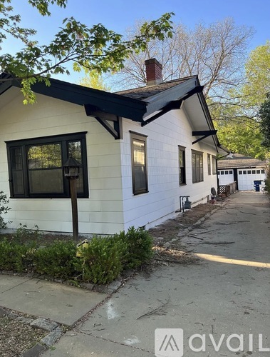 1335 East 18th Street 2 Beds Single Family Home for Rent - Photo gallery 4