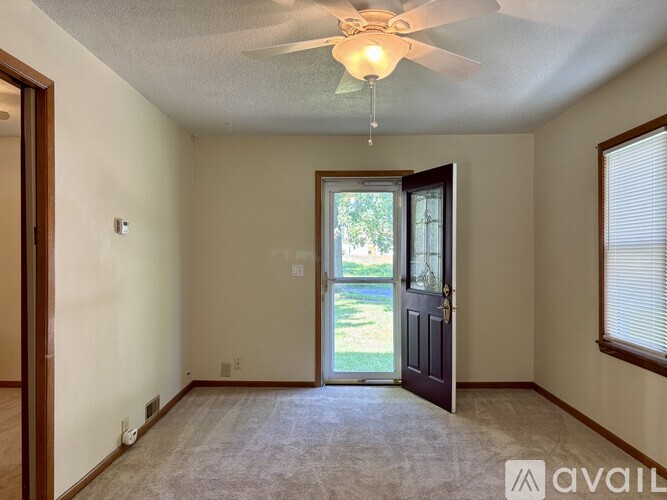 2415 36th St 1 Single Family Home for Rent - Photo gallery 2