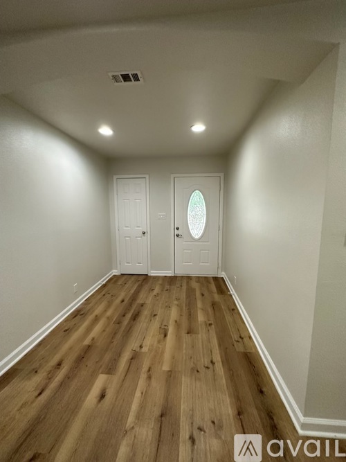5216 Arbor Glen Road 3 Beds Single Family Home for Rent - Photo gallery 2