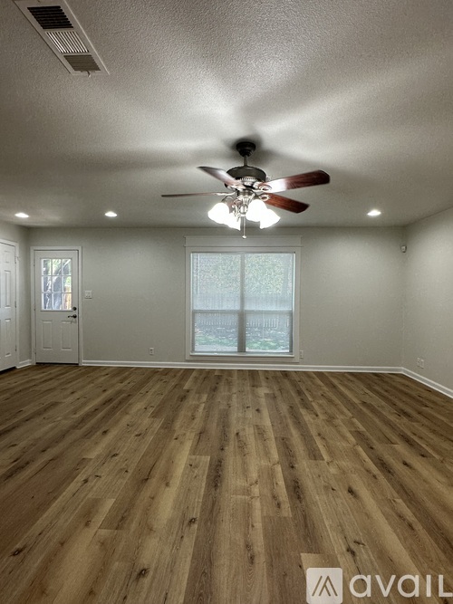 5216 Arbor Glen Road 3 Beds Single Family Home for Rent - Photo gallery 5