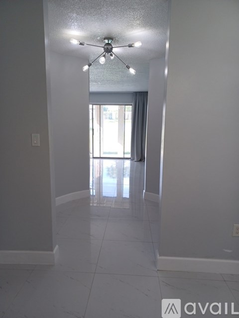 536 Orange Drive 2 Beds Apartment for Rent