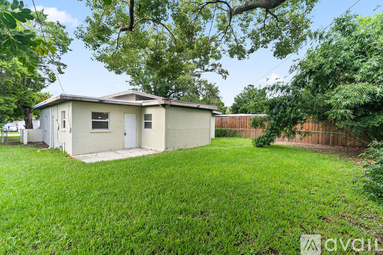 1937 Ridgewood Dr 4 Beds Single Family Home for Rent - Photo gallery 2