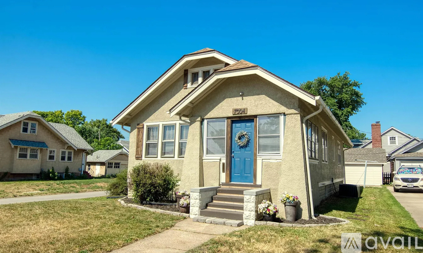 7004 North 24th Street 2 Beds Single Family Home for Rent - Photo gallery 2
