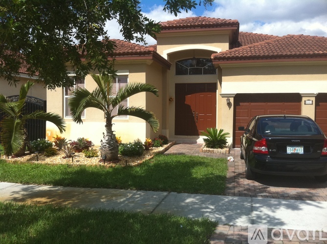 8841 NW 178th St 2 Beds Single Family Home for Rent - Photo gallery 2