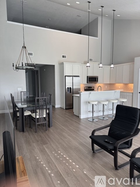 Simeon Drive 3 Beds Apartment for Rent