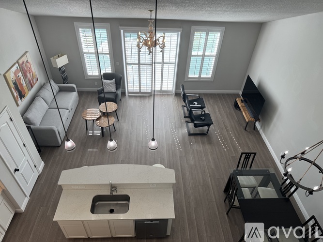 Simeon Drive 3 Beds Townhouse for Rent - Photo gallery 2
