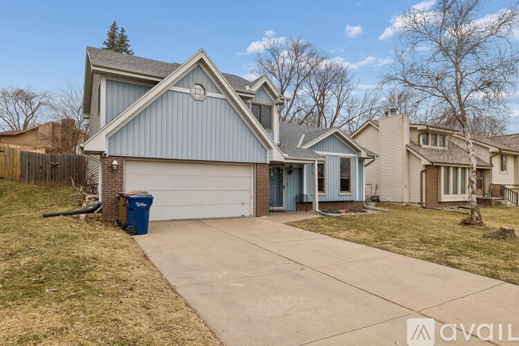 12910 South 29th Place 4 Beds Single Family Home for Rent - Photo gallery 3