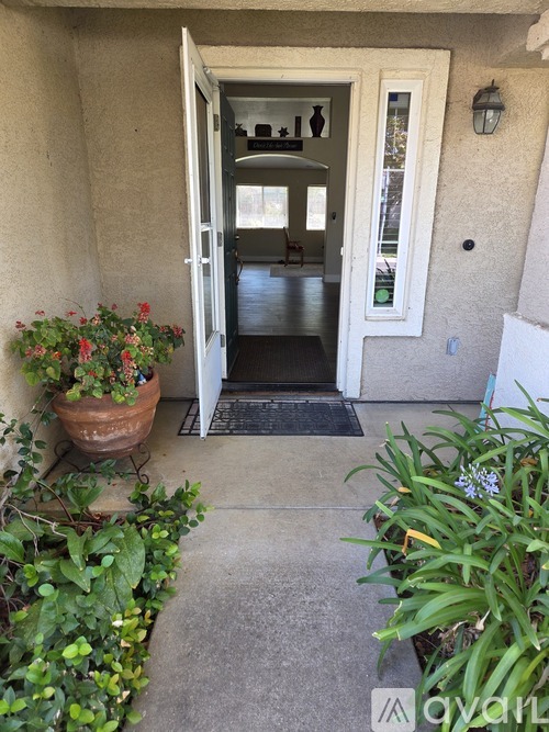 9512 Conda Way 3 Beds Single Family Home for Rent - Photo gallery 2