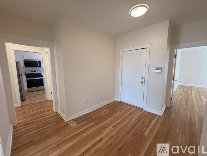 4906 N St Louis Ave 2 Beds Apartment for Rent - Photo gallery 3