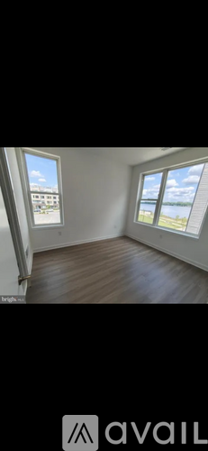 3040 South Northbank Place 3 Beds Single Family Home for Rent - Photo gallery 3