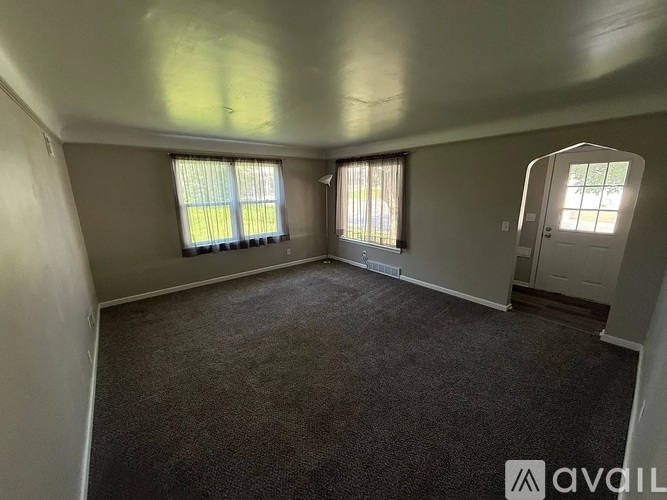 2112 South 42nd Street 4 Beds Single Family Home for Rent - Photo gallery 3