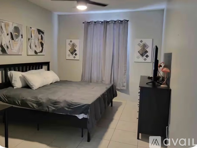 2303 Butterfly Palm Way 3 Beds Single Family Home for Rent - Photo gallery 1