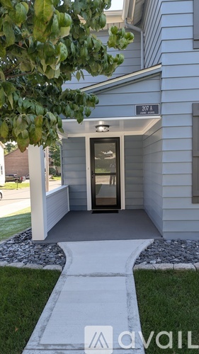 207 Crowe Ave 1 Apartment for Rent - Photo gallery 3