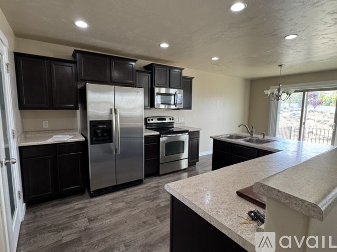 14598 S Edgemere Dr 3 Beds Townhouse for Rent - Photo gallery 2