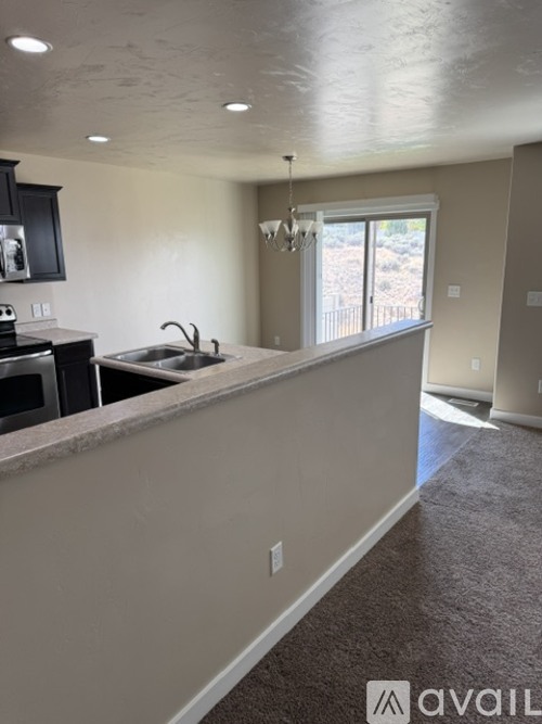 14598 S Edgemere Dr 3 Beds Townhouse for Rent - Photo gallery 3