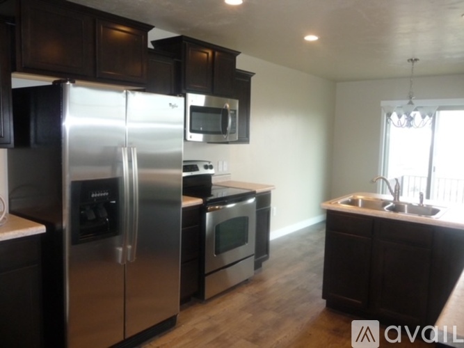 14598 S Edgemere Dr 3 Beds Townhouse for Rent - Photo gallery 4
