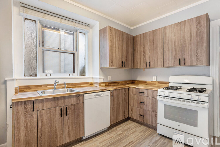 1415 Detroit Street 1 Apartment for Rent - Photo gallery 2
