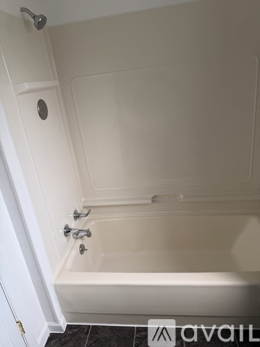1287 29th St NE 4 Beds Single Family Home for Rent - Photo gallery 2