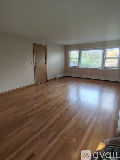 7645 West Irving Park Road 2 Beds Apartment for Rent - Photo gallery 4
